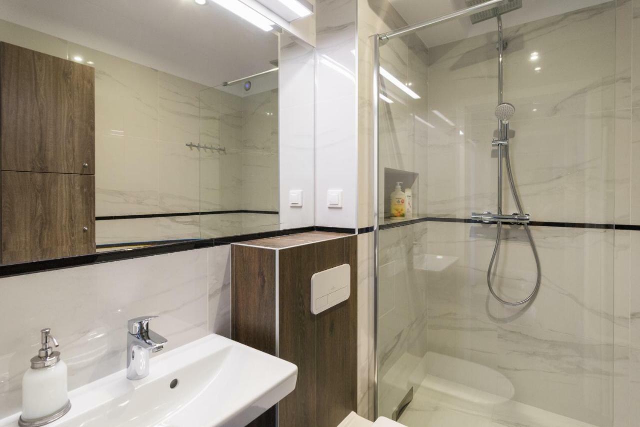Executive 3 Bedroom Apartament By Your Freedom Varsavia Esterno foto