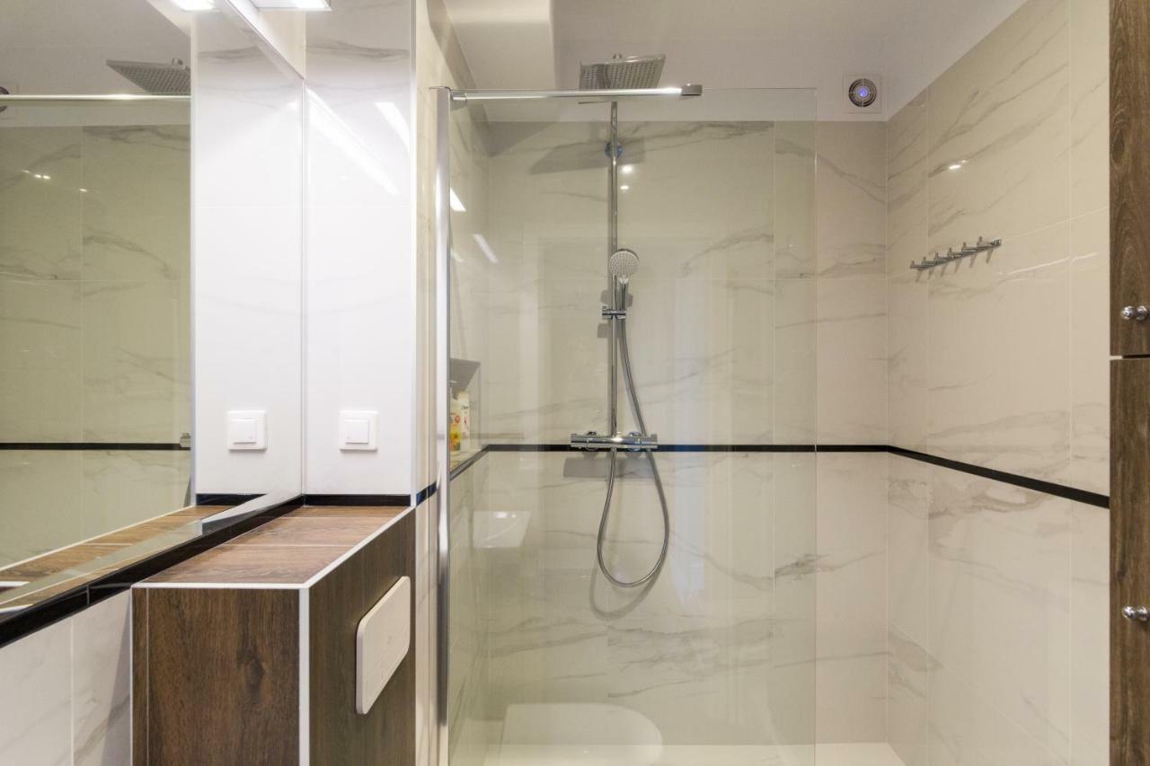 Executive 3 Bedroom Apartament By Your Freedom Varsavia Esterno foto